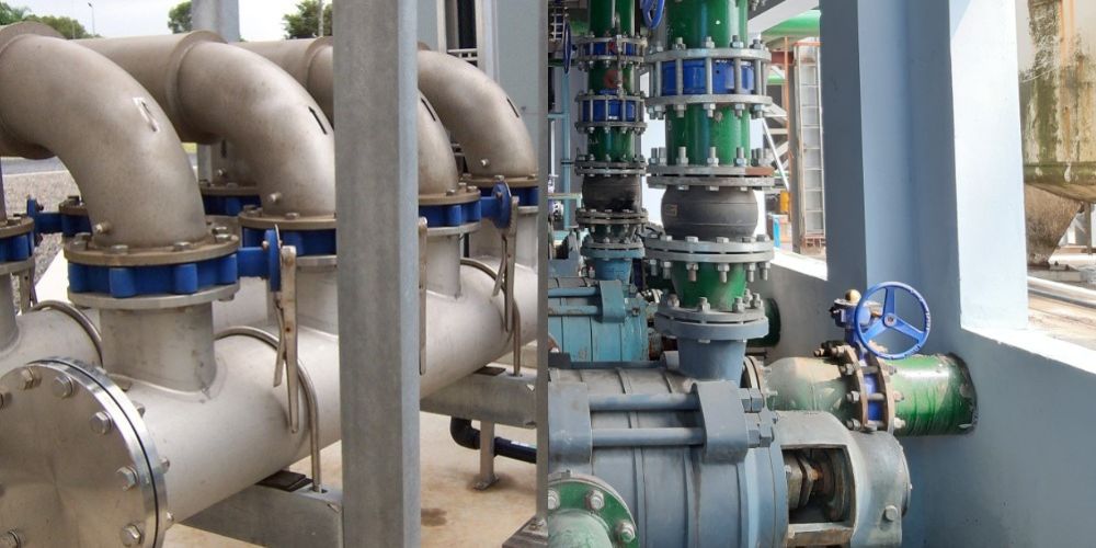 van bướm thân gang cánh inox